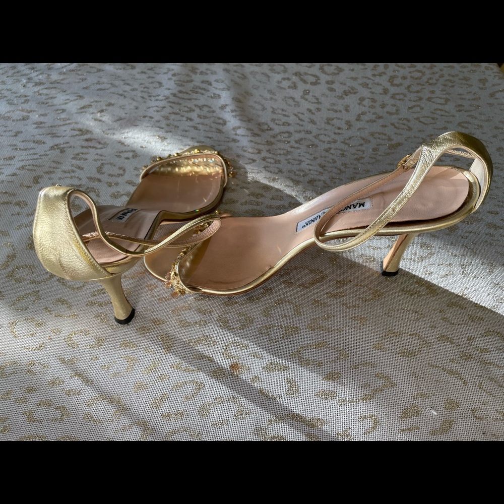 Gold Manolo beaded sandals sz 39. Fits like an US sz 8